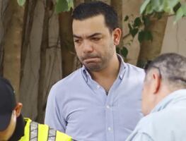 Elías Lixa, coordinador de diputados federales del PAN, choca en calles de Mérida y provoca volcadura