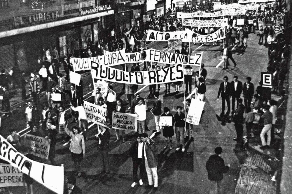 En 1968, el CNH aprobó una marcha al Zócalo contra la represión. Foto: ARCHIVO EL UNIVERSAL