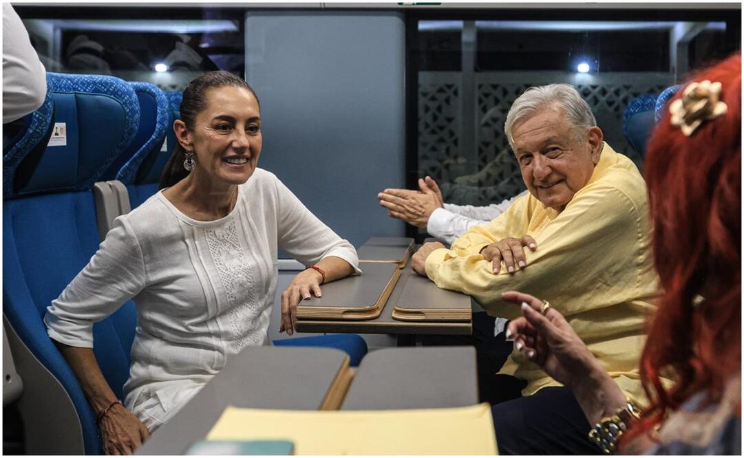 Claudia Sheinbaum, Andrés Manuel López Obrador y Layda Sansores se suben al Tren Maya. Foto: Gabriel Pano/EL UNIVERSAL