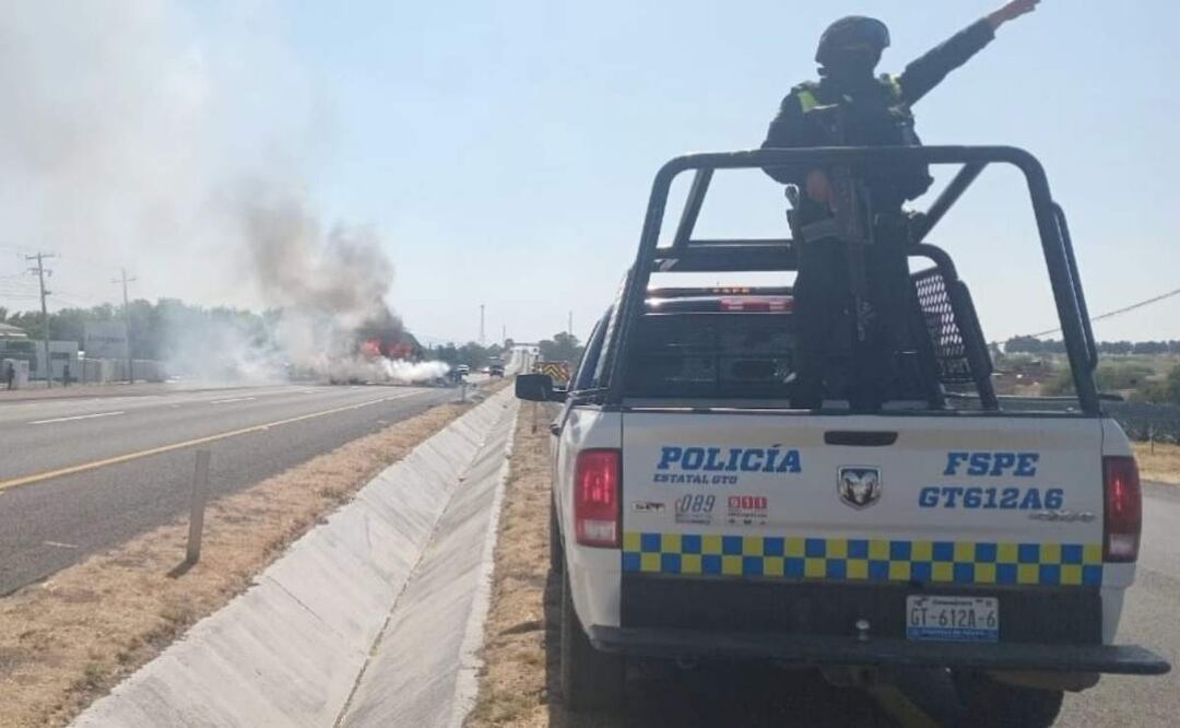 Ante el reporte de violencia en Michoacán, elementos de seguridad fueron desplegados en varios puntos de Guanajuato (23/04/2025). Foto: Especial