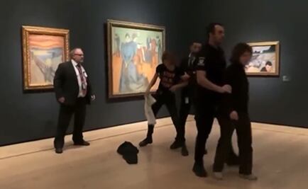 Activistas ahora intentan pegarse a cuadro de "El Grito"; pintura no reportó daños