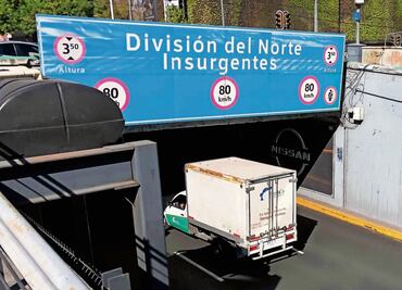 En Viaducto, conductores ignoran reglas para circular