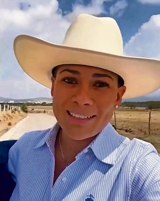 Alejandra del Moral compartió un video en el que afirmó que es tiempo de hacer equipo y mirar hacia adelante.  Foto: captura de video