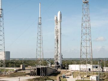 Explota cohete Falcon 9 en aterrizaje