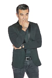 Adrián Uribe no quiere boda por ahora