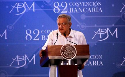 López Obrador promete a los banqueros que no regulará las comisiones