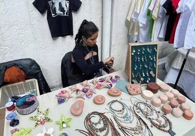 Posada y mercadito de arte, en Salón Silicón