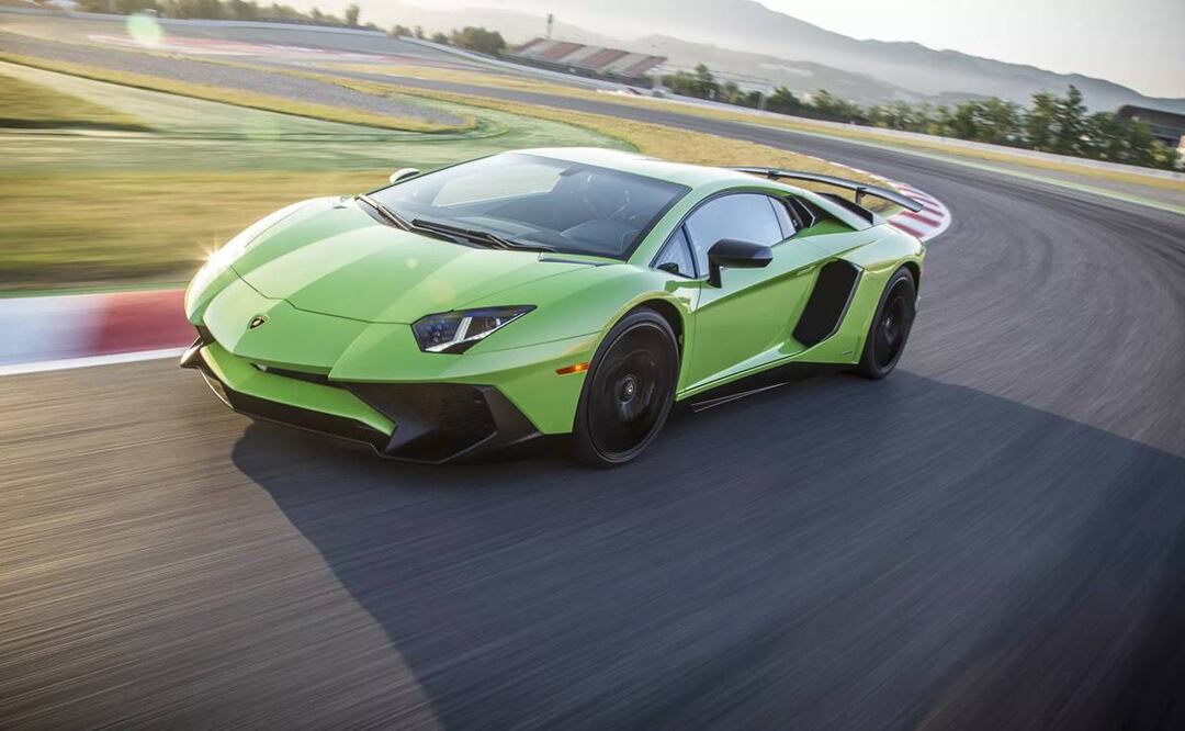Lamborghini piensa que no es el mejor momento para los superdeportivos eléctricos