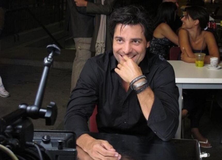 La reacción de Chayanne a las almohadas virales: "el único que falta soy yo"
