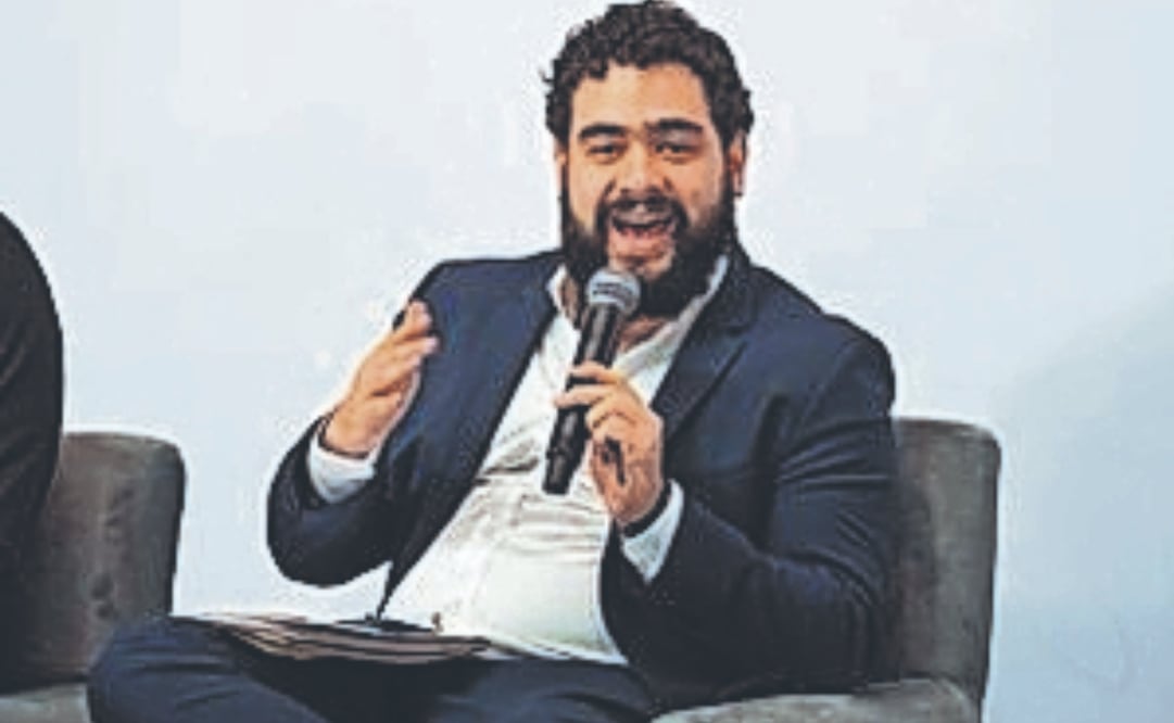 El secretario de Finanzas, Juan Pablo de Botton, destacó el éxito del programa de licencia permanente. Foto: Especial