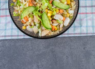 Combate la cuesta de enero con esta ensalada llena de proteína