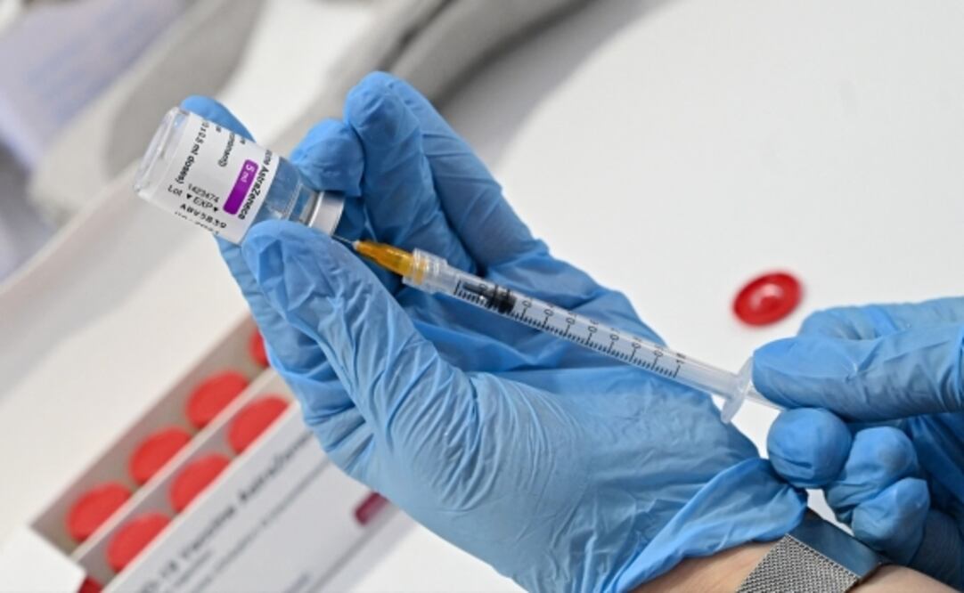 ¿Cuál es el tratamiento de la trombosis, efecto secundario de la vacuna AstraZeneca?. Foto: Archivo / EL UNIVERSAL