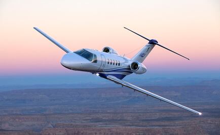 Desplome de avioneta en área residencial en Brasil deja dos muertos