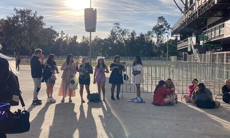 Taylor Swift concierto: Swifties comienzan a arribar al Foro Sol para asegurar su entrada, VIDEO