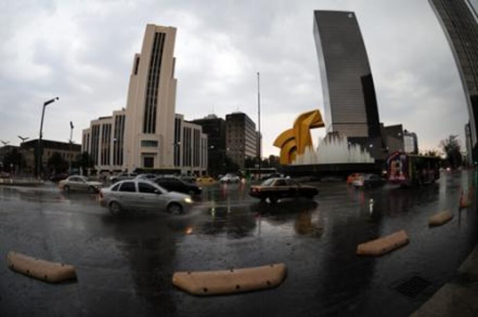 7 recomendaciones para conducir bajo la lluvia