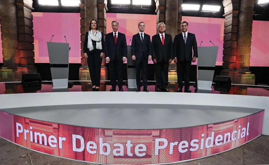 Presidential candidates moments before the first presidential debate – Photo: CUARTOSCURO.COM