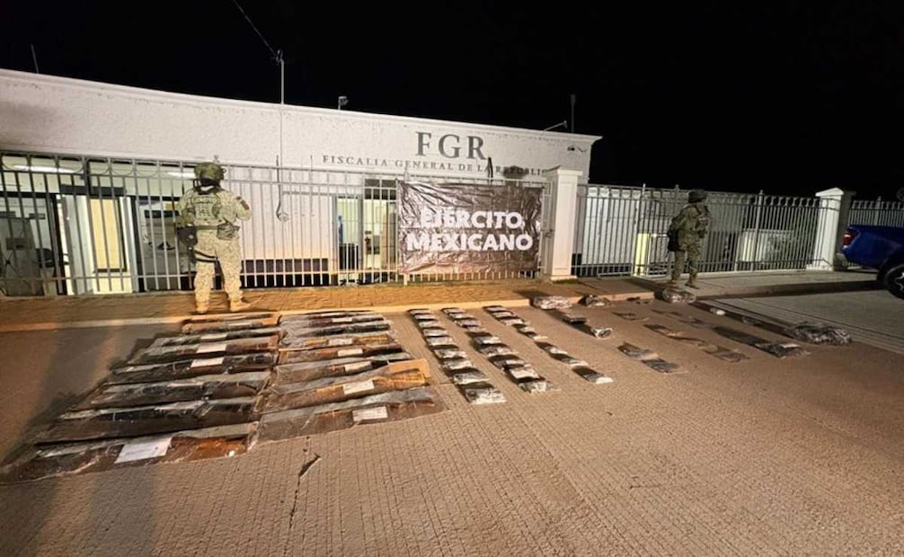 Aseguran 39 armas y más de mil cartuchos en Durango (30/08/2026). Foto: Especial