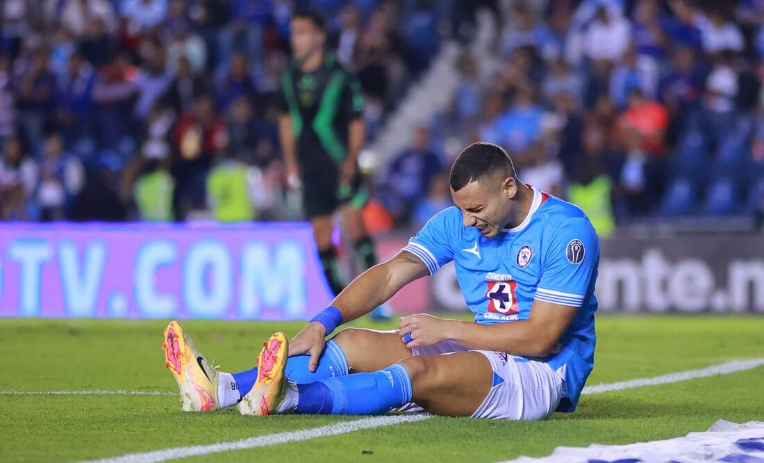 Giorgos Giakoumakis se va del Cruz Azul Foto: Imago7