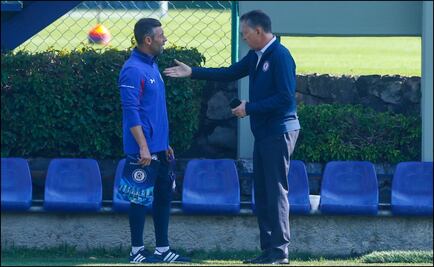 Evidencian distanciamiento Caixinha y Peláez