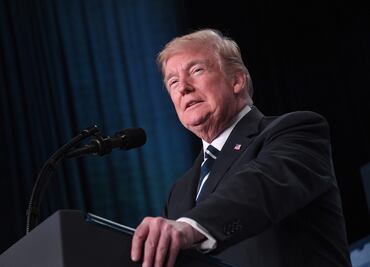 Trump rompe tradición de Bush y Obama y no dará entrevista para el Super Bowl