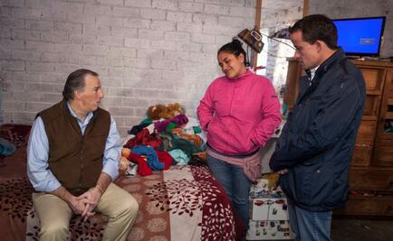 Prometen Meade y Arriola agua y drenaje en colonia de Tlalpan