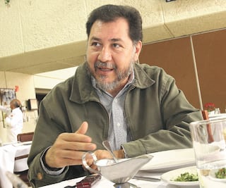 Noroña, el archienemigo de Susana Distancia