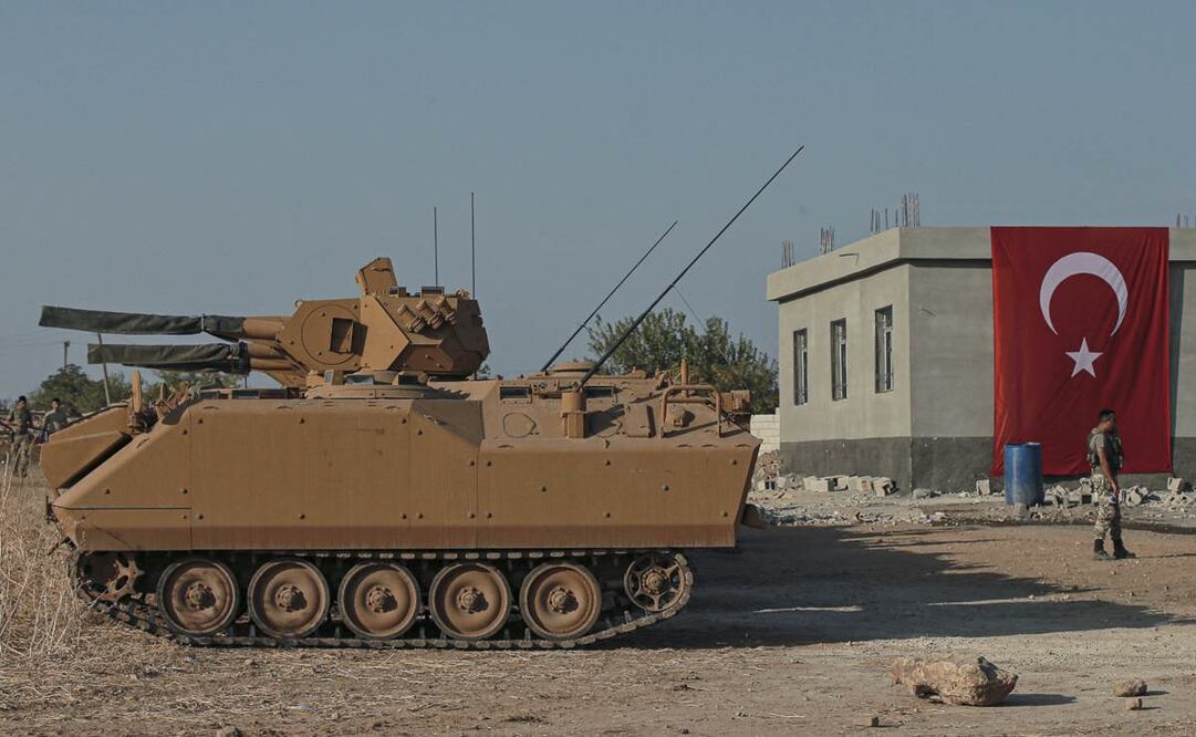  (AP Photo/Emrah Gurel)