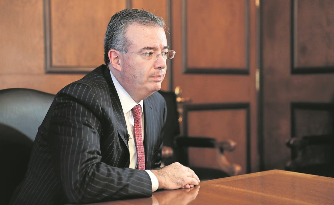 Alejandro Díaz de León, gobernador del Banxico, percibe al sistema financiero mexicano en su mejor condición de varias décadas. Foto: ARCHIVO EL UNIVERSAL