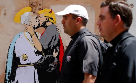Donald Trump y el Papa Francisco se besan en mural