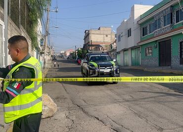 Balean vivienda deshabitada en Puebla y abandonan hielera con restos humanos