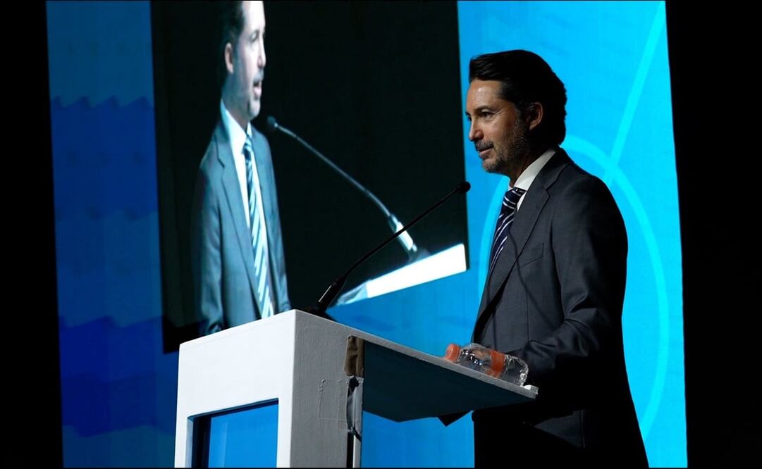 Yon de Luisa agradeció al presidente de la FIFA y a todos los participantes. FOTO: @FMF