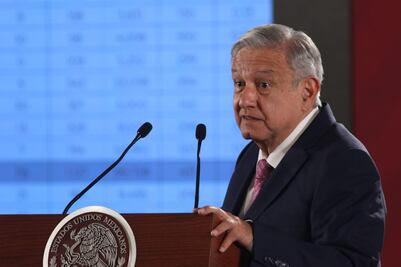 Estados y municipios tienen un déficit de casi el 30% de policías: AMLO