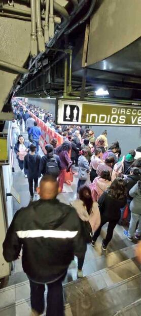 Anuncian avance lento de trenes del Metro por apagón en la CDMX     