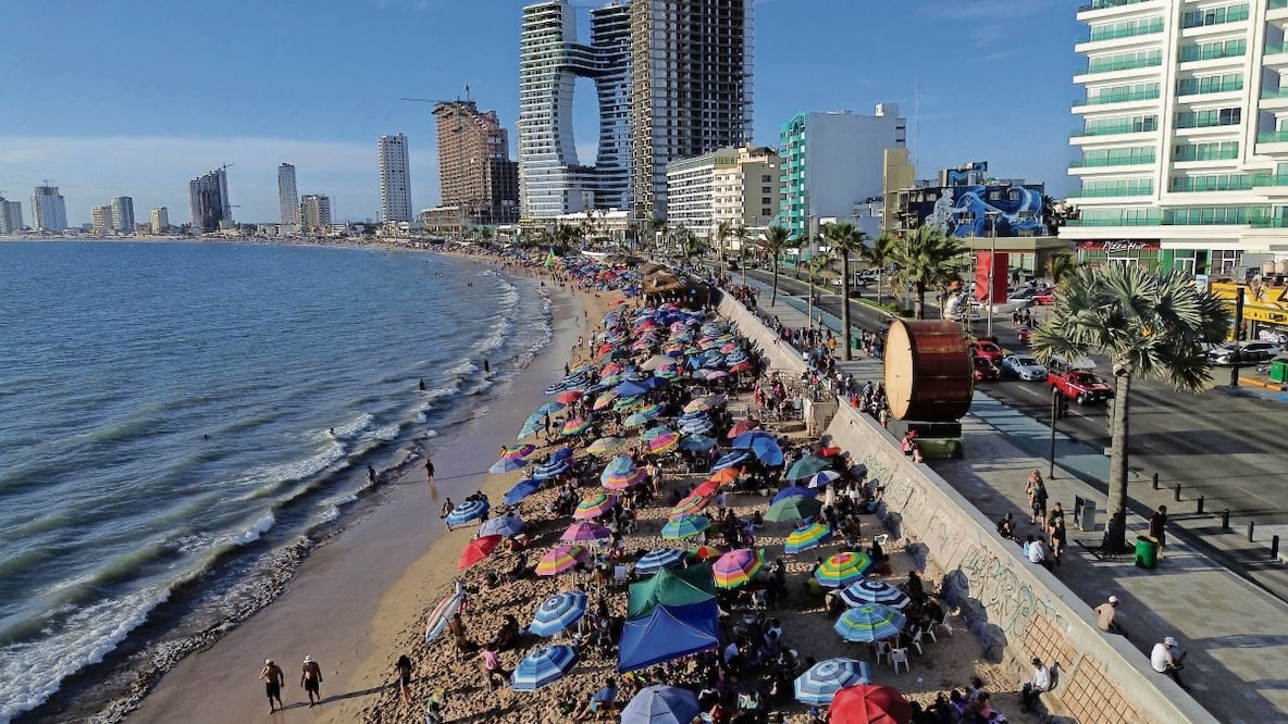 En Mazatlán, las autoridades registraron una afluencia de 625 mil visitantes y una derrama de 1.8 millones de pesos. Foto: Especial