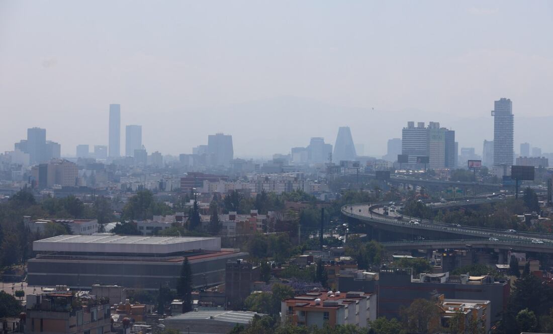 Los niveles de contaminación por ozono continúan muy altos, por lo que la CAMe decidió mantener la Contingencia Ambiental (27/02/2025). Foto: Diego Simón Sánchez / EL UNIVERSAL