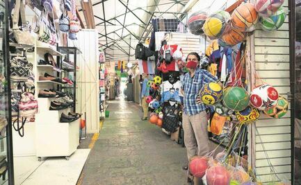 Comerciantes de Metepec reciben amenazas de extorsión con mensajes en cartulinas 