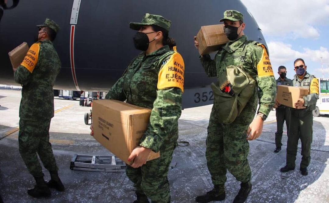 Foto: Tomada de @m_ebrard/ México entrega ayuda humanitaria a ucranianos en Rumania 