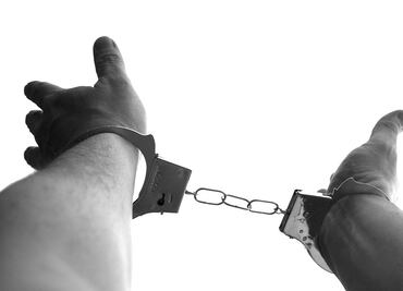 Procesan a policía de Cajeme que despojó a ciudadano de 15 mil pesos