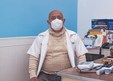 El doctor que trató a 5 mil pacientes de Covid