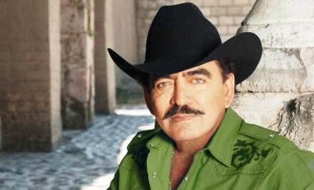 Con cantos fans recuerdan a Joan Sebastian