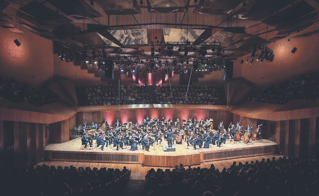 Una de las actividades destacadas es el estreno mundial de Fanfarria volcánica, de Gabriela Ortiz, comisionada para los aniversarios de la OFUNAM y la Sala Nezahualcóyotl. Foto: Cultura UNAM
