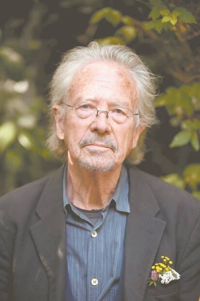 Foco.“¿Tan poquito?”, le dice Romero Deschamps a los espías