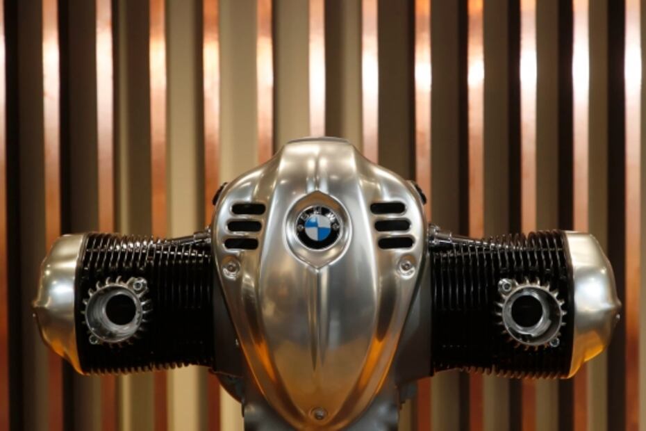 BMW crea el motor boxer de motocicleta más potente de su historia