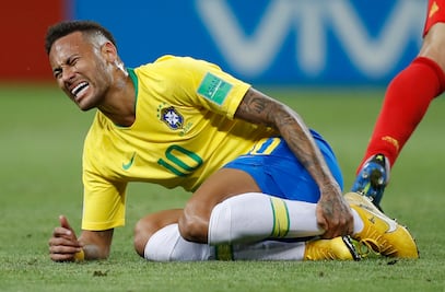 La Cruz Roja se burla de Neymar