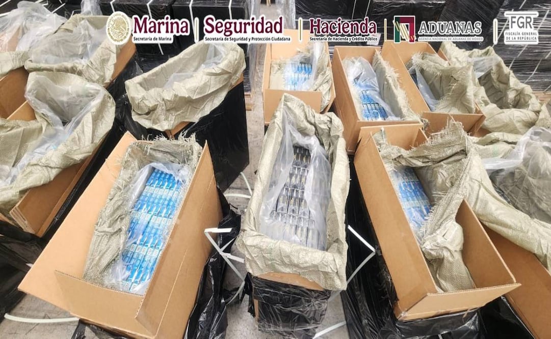 La Marina,  la ANAM y la SSPC) aseguraron cuatro millones de cigarros apócrifos en el AICM. Foto: Especial