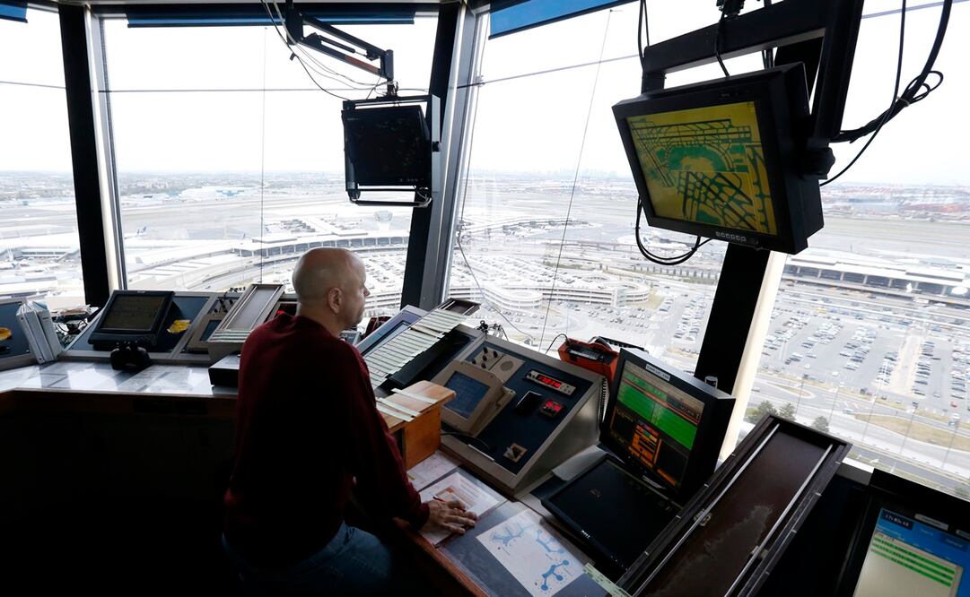 Preocupa relevo en el SENEAM