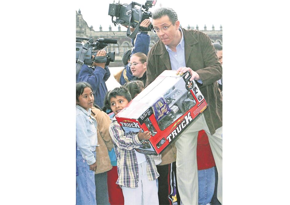 Alguien no está haciendo su chamba, pero la sociedad sí”, dice el conductor (ARCHIVO EL UNIVERSAL)