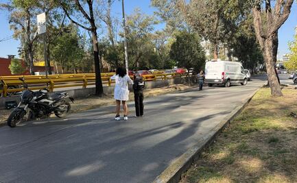 Automovilista embiste a pareja que viajaba en una motocicleta frente a Torre Mítikah; la mujer murió  