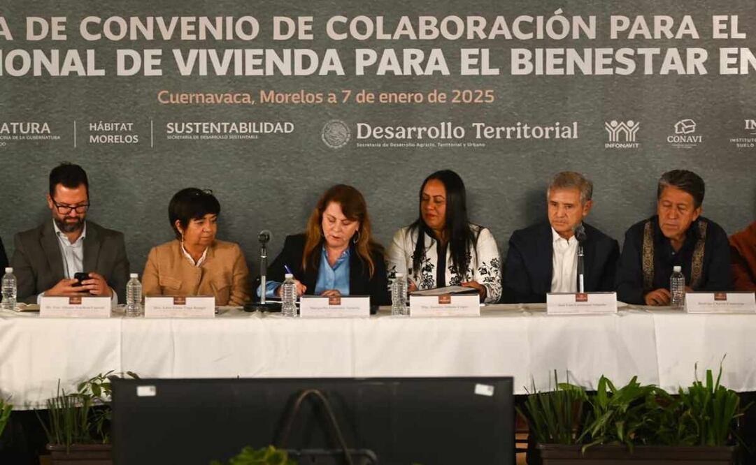 El gobierno de Morelos y el Federal firmaron convenio para construir viviendas en el estado. Foto: Especial