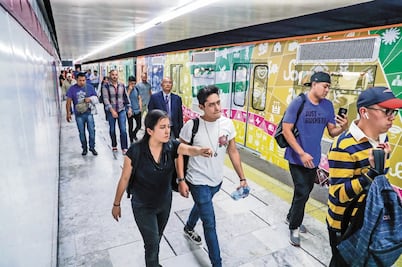 Defraudan a ancianos con empleo en el Metro